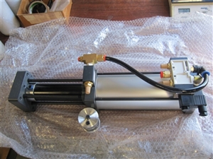 PNEUMATIC BOOSTING CYLINDER