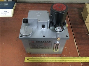 ELECTRONIC LUBRICATOR