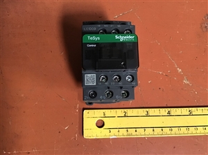 MAGNETIC CONTACTOR/ LC1-D09M7
